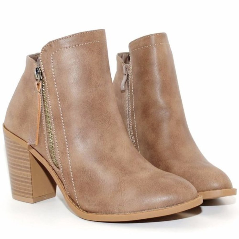 Chunky Heel  Side Zipper Khaki PU Leather Round Toe Ankle Bootie